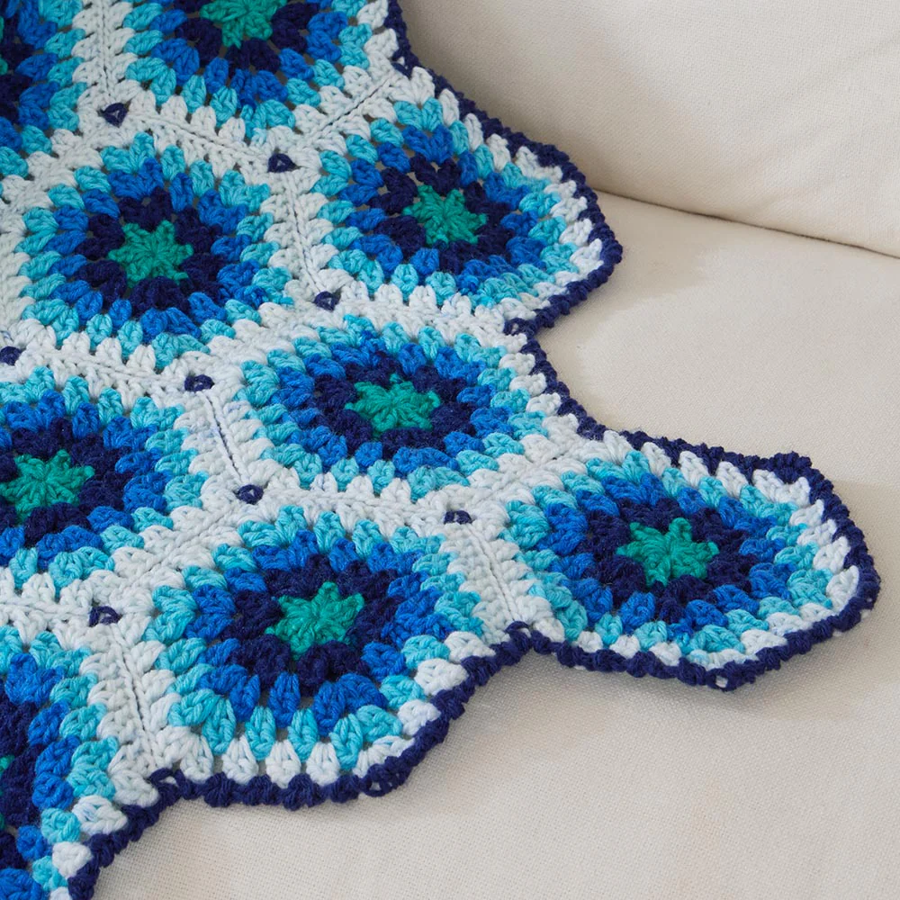 All in One Hexagon Blanket - Image 5