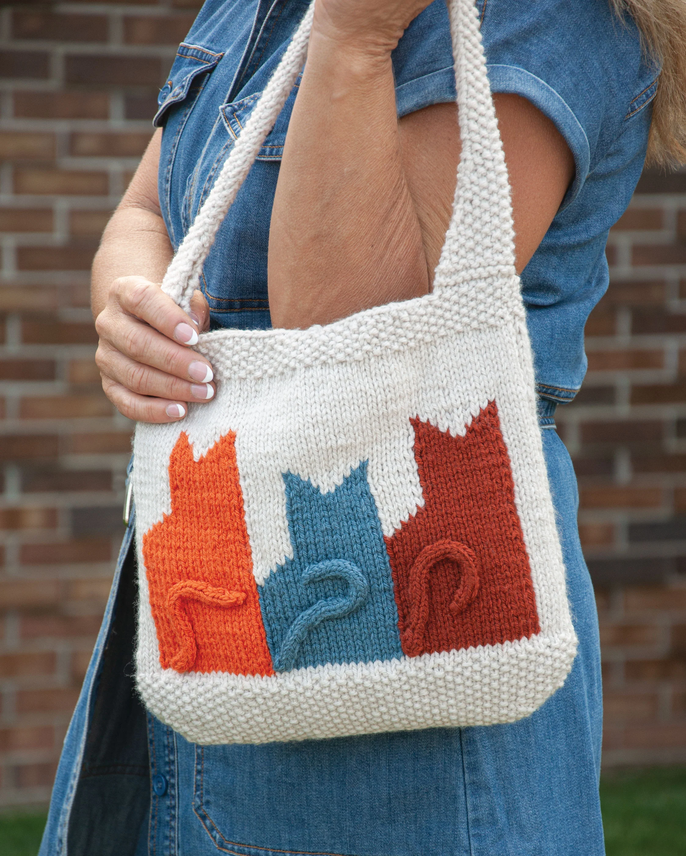 Cat Lover's Knit Bag - Image 2