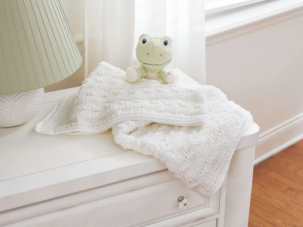 Chain of Hearts Baby Blanket - Image 2