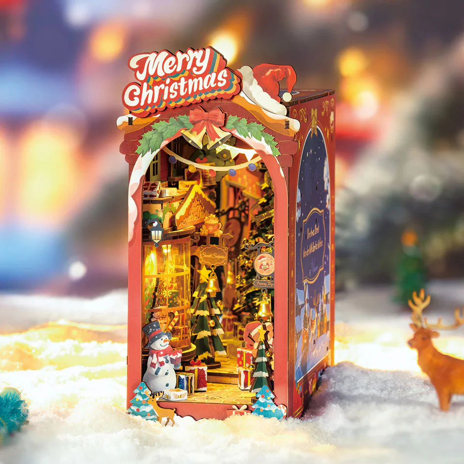 Christmas Street Book Nook Model Kit