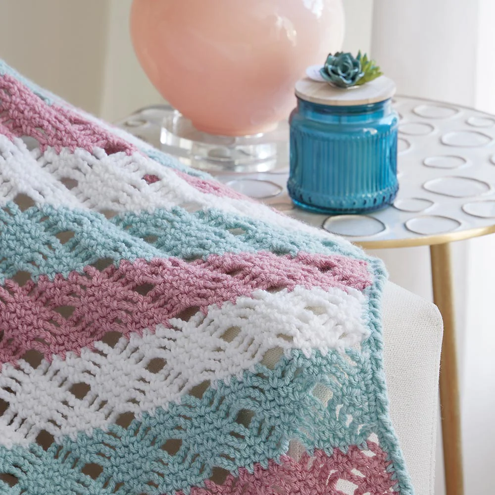 Criss Cross Blanket Pattern - Image 2