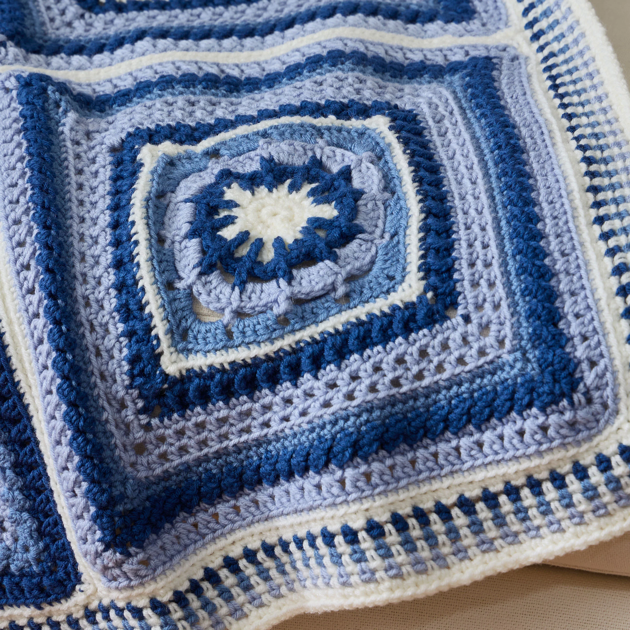 Delft Blue Afghan - Image 4