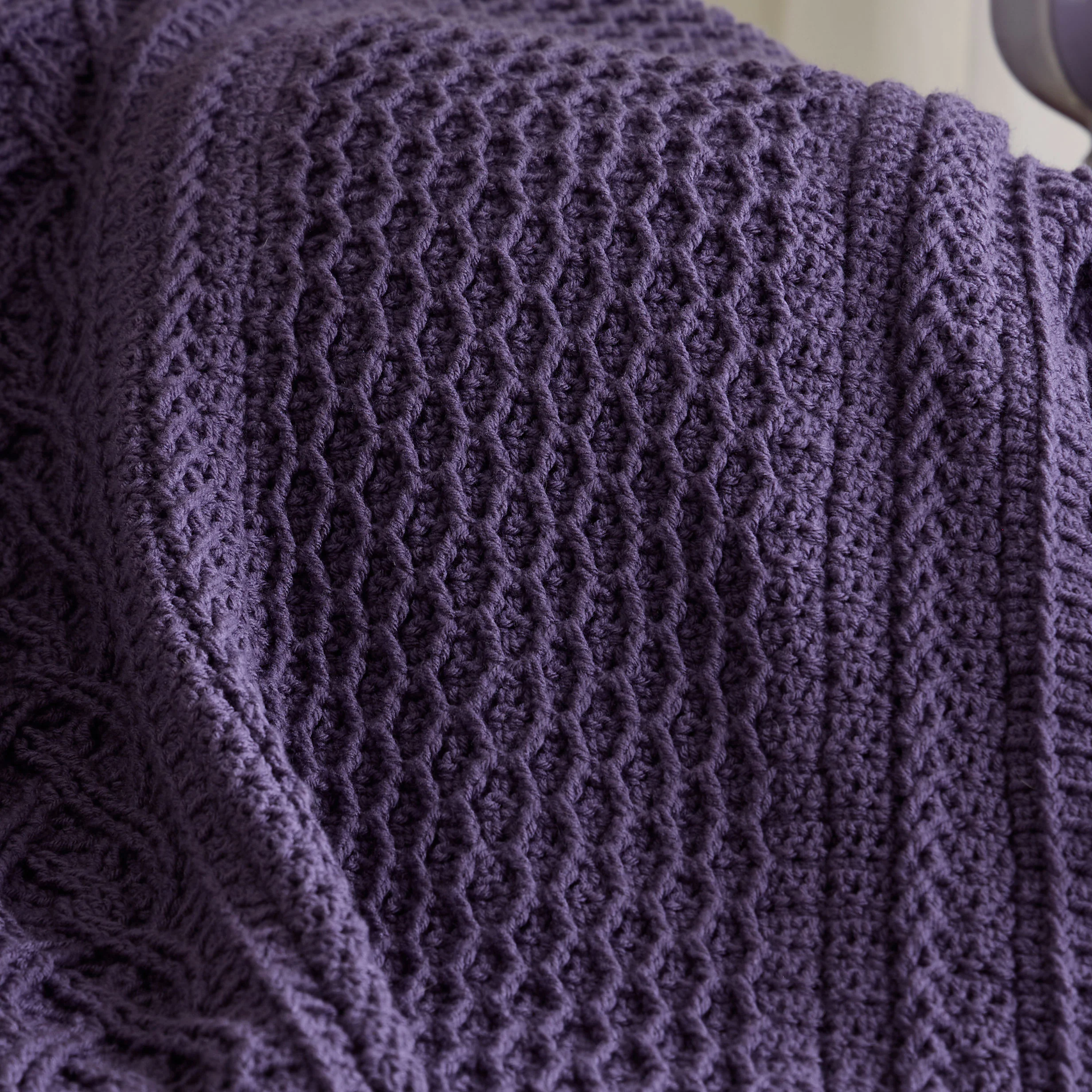Diamonds & Cables Blanket - Image 3