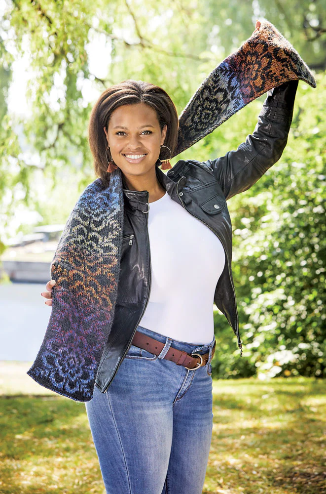 Double Knit Floral Scarf Pattern - Image 2