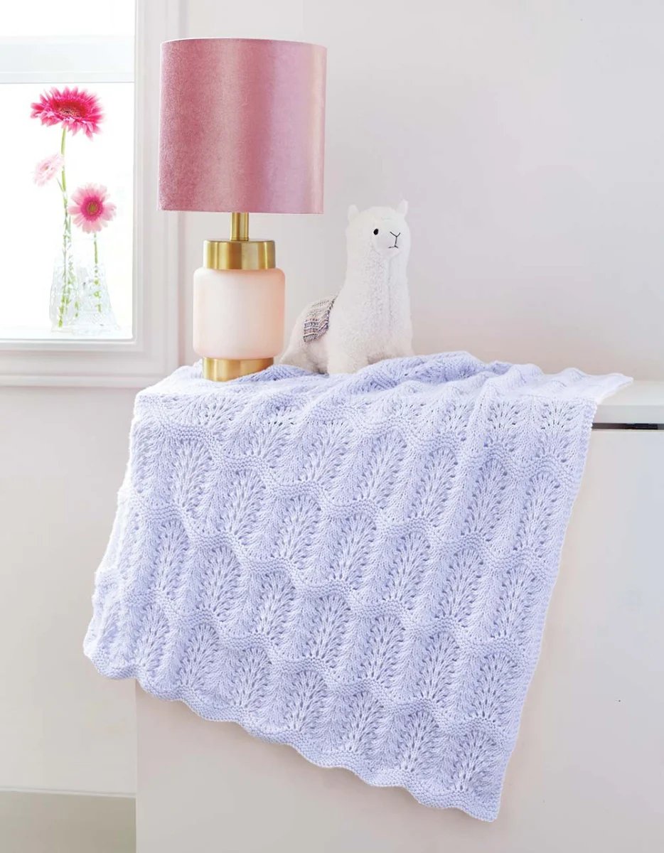 Feather and Fan Baby Blanket - Image 3