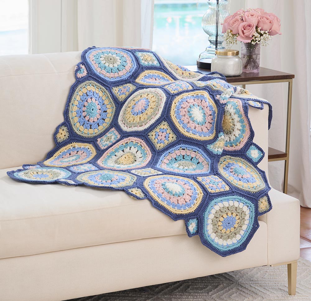 Gothic Windows Crochet Throw - Image 3