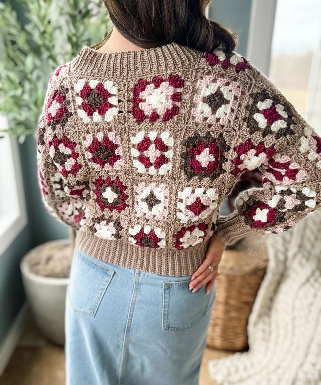 Granny Crop Cardigan - Image 3