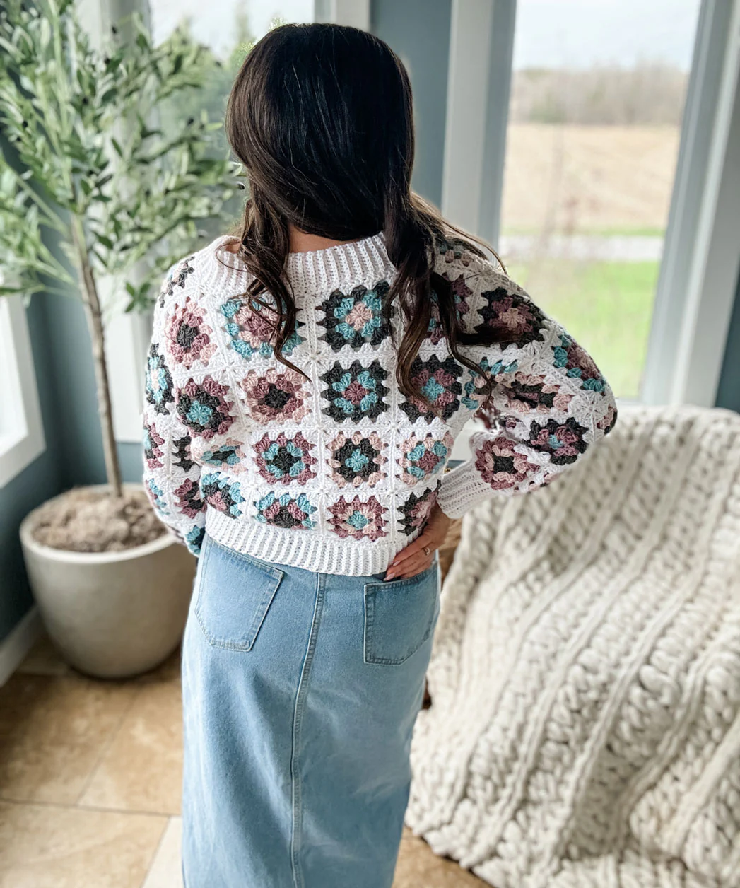 Granny Crop Cardigan - Image 8