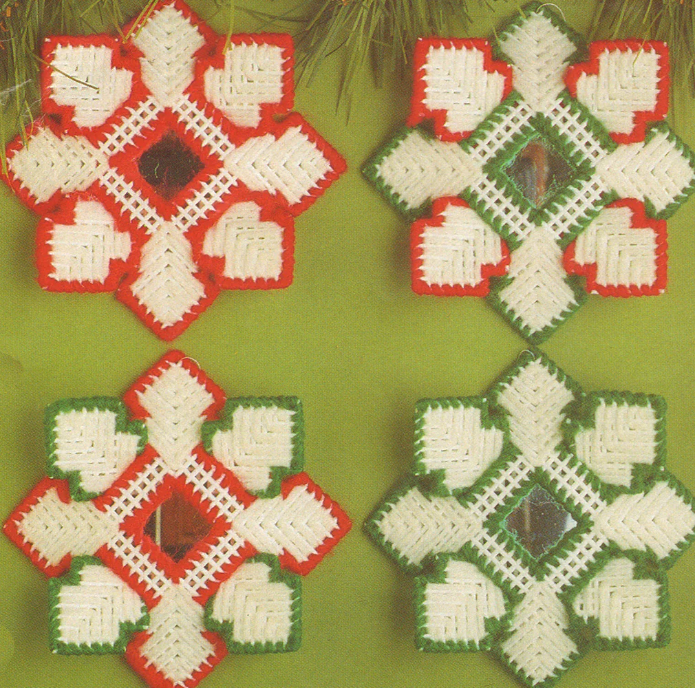 Mirrored Snowflakes Ornament Pattern