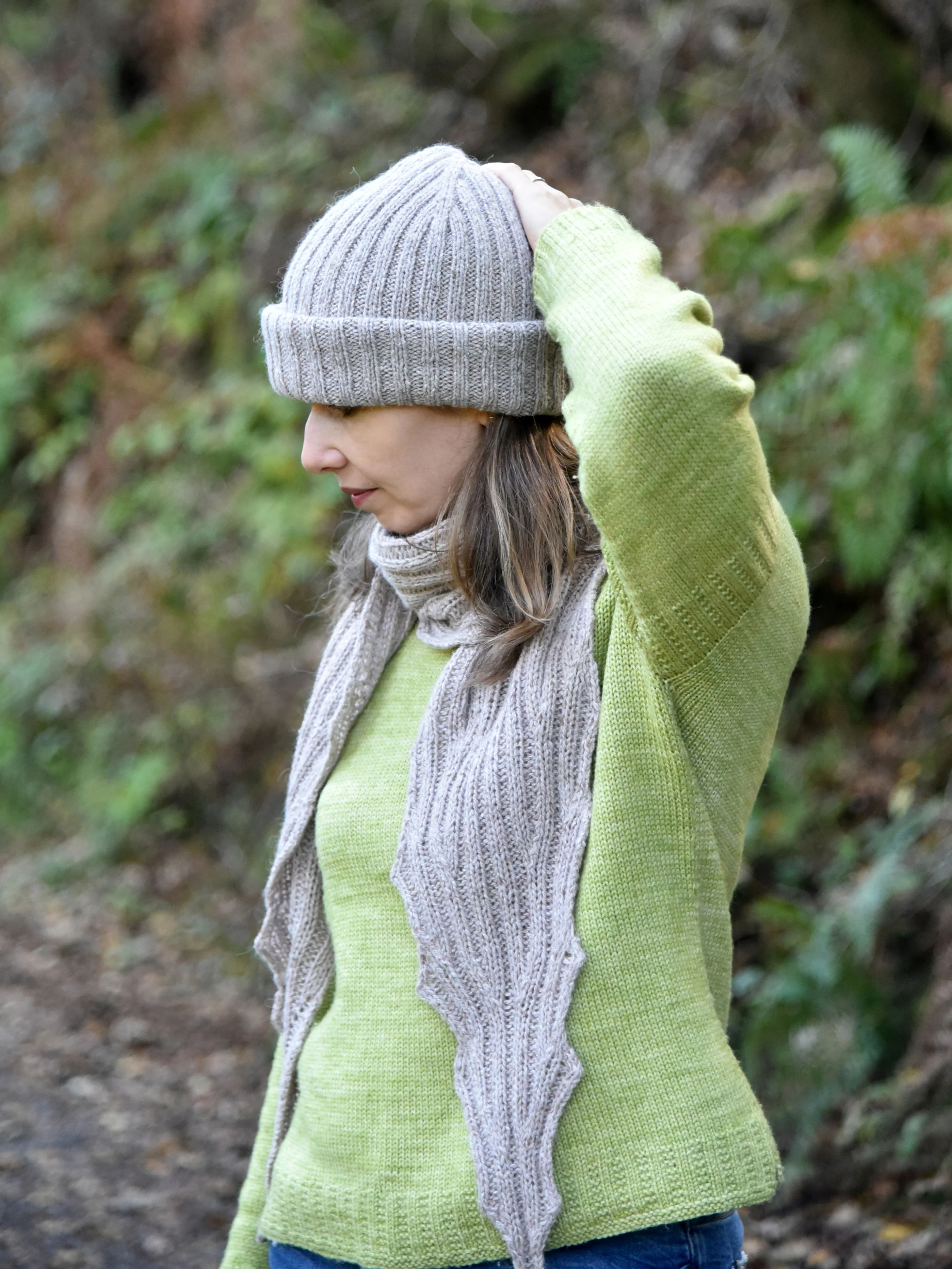 Morning Mist Hat & Scarf - Image 2