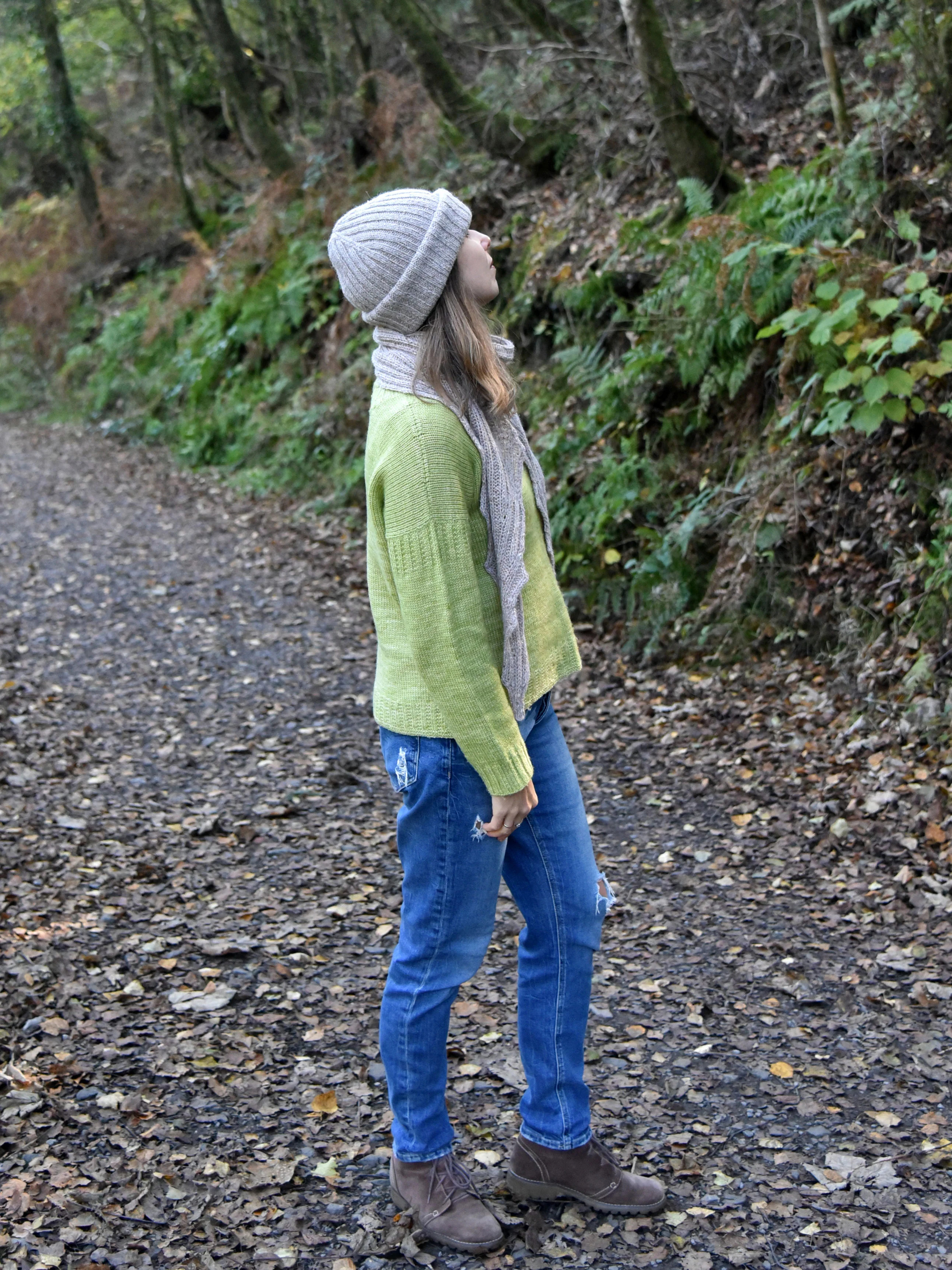 Morning Mist Hat & Scarf - Image 4