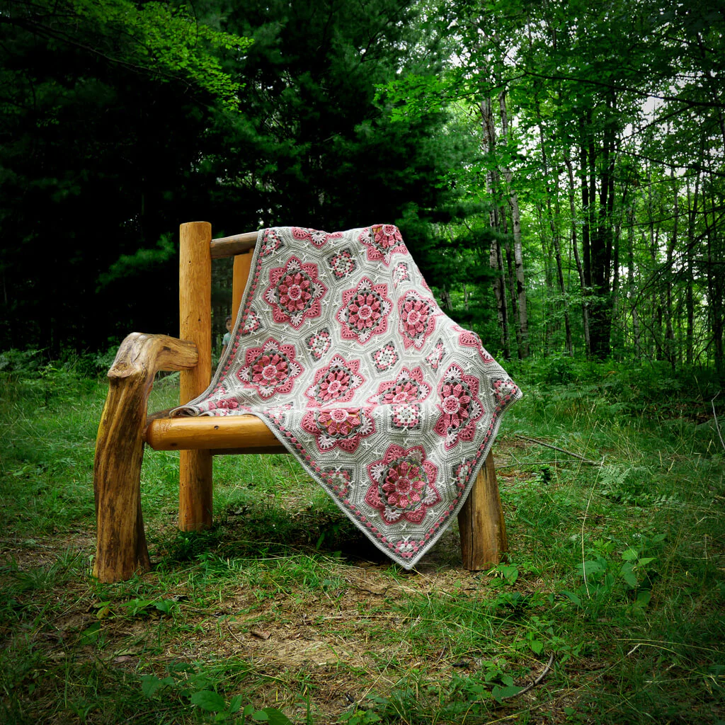 Persian Tiles Throw (Mary Maxim Mellowspun DK) - Image 9