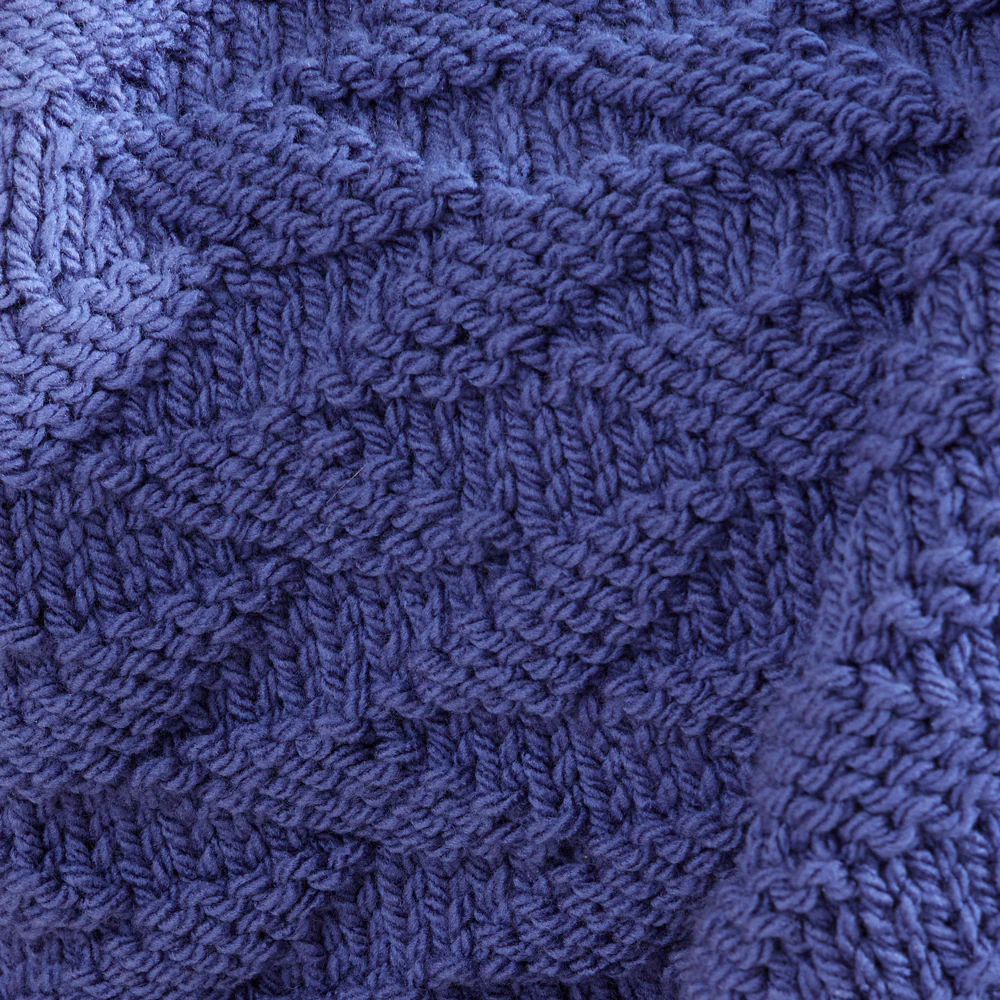 Reversible Textures Blanket - Image 4