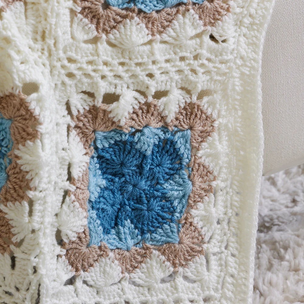 Seaside Bavarian Throw - Image 10