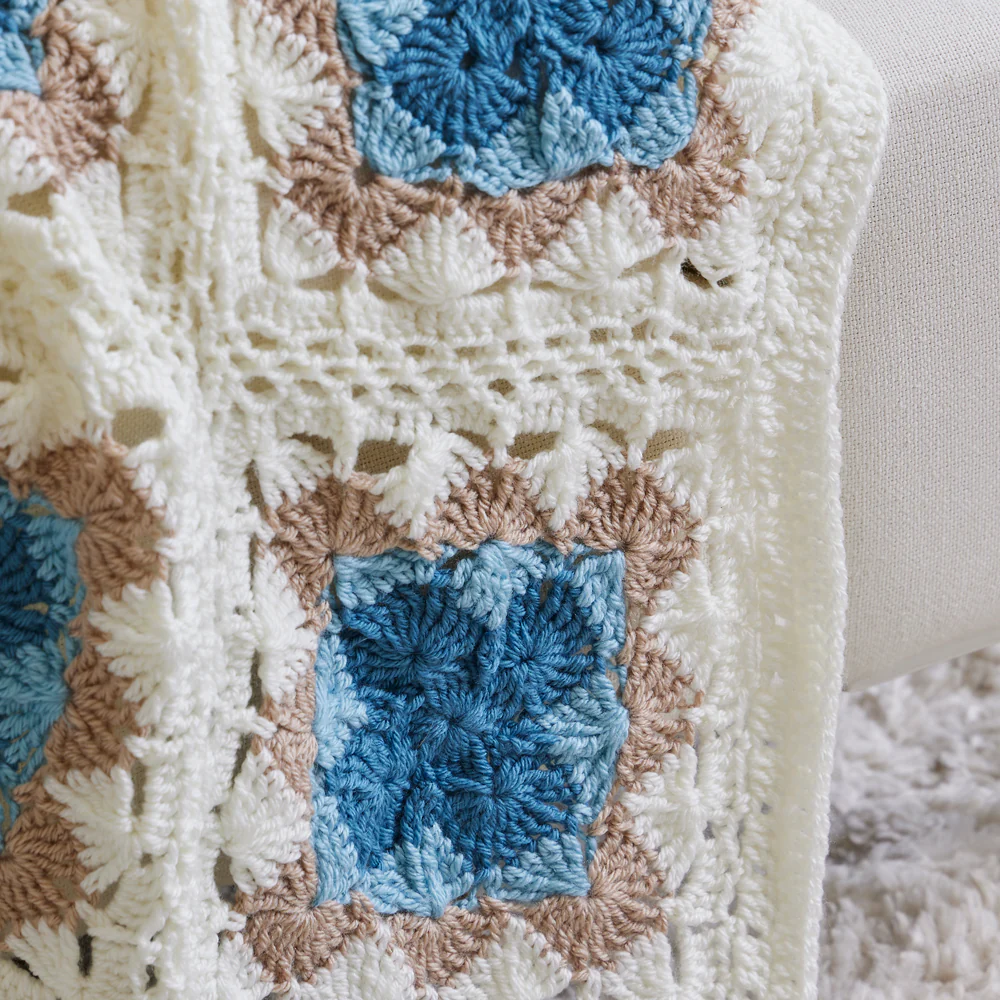 Seaside Bavarian Throw - Image 7