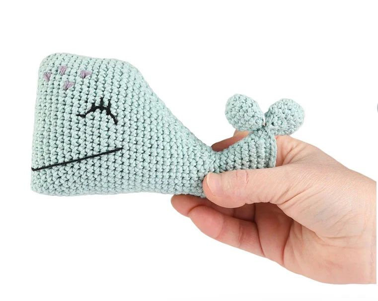 Splashy the Whale Amigurumi Kit - Image 3