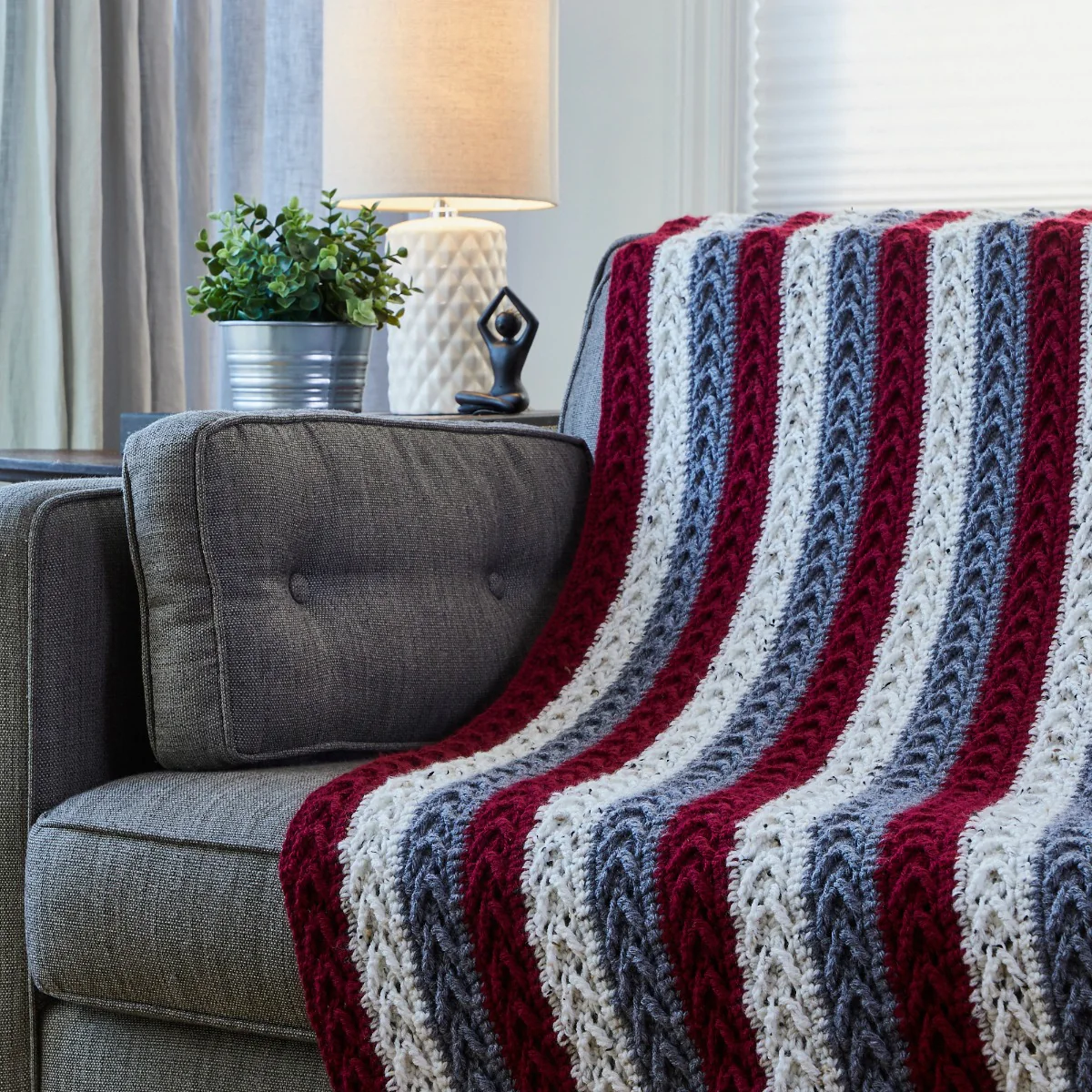Striped Arrowhead Throw - Image 4