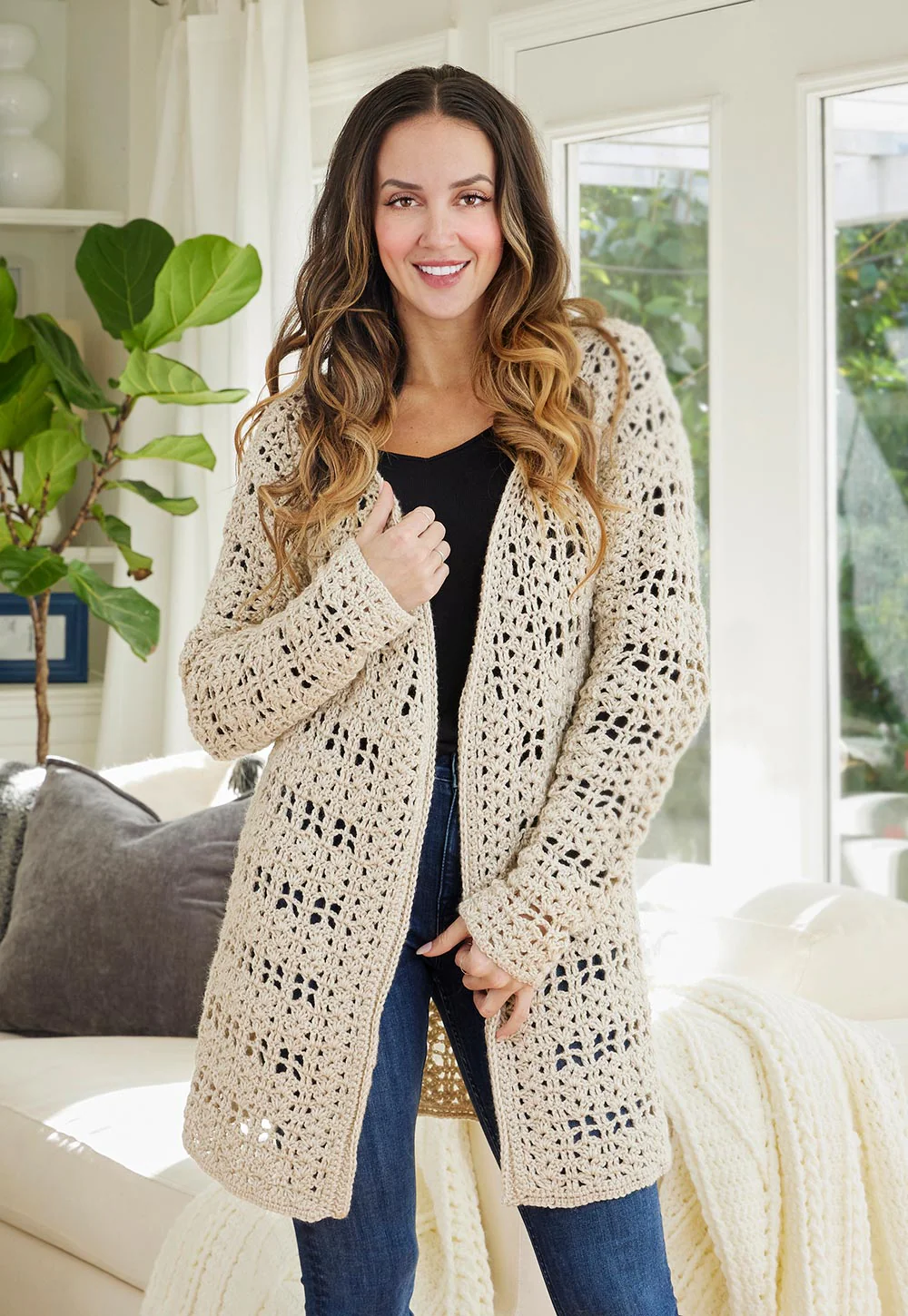 Stylish Lace Cardigan - Image 3