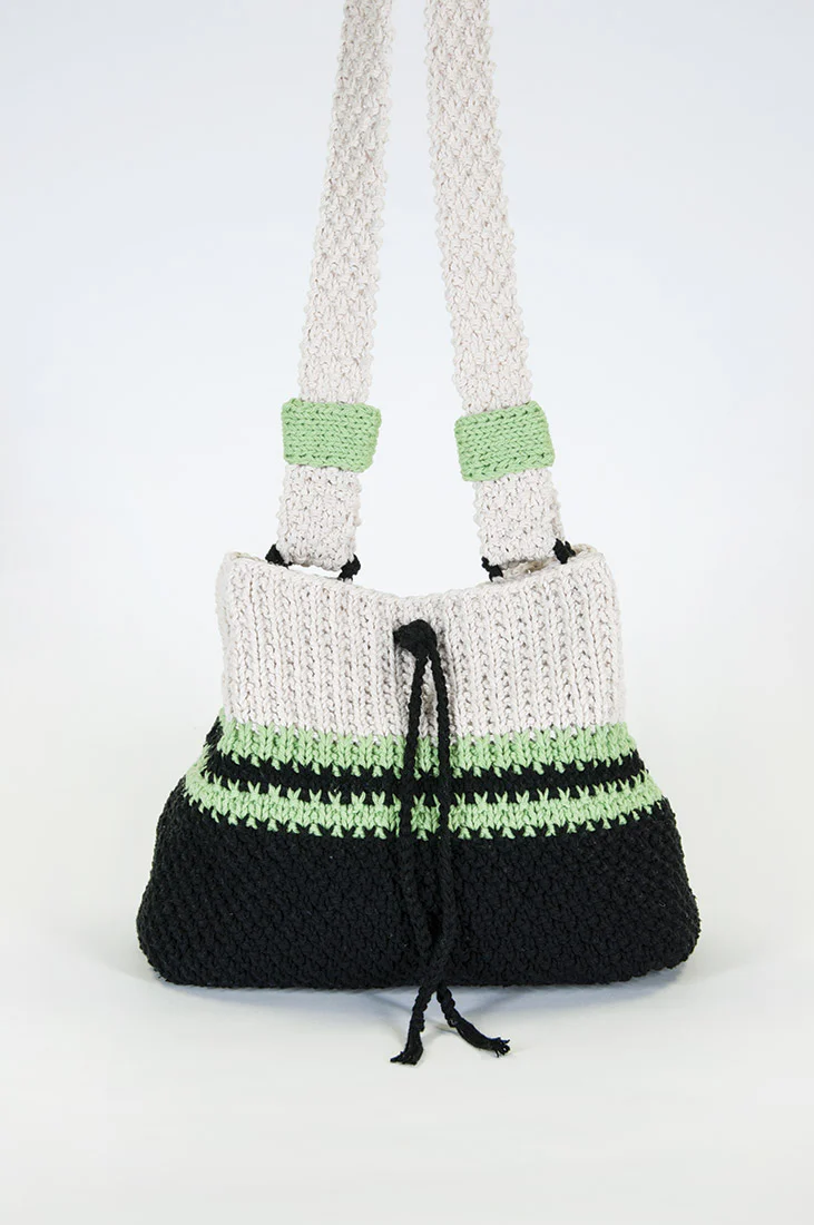 Trendy Knit Bag Pattern - Image 2