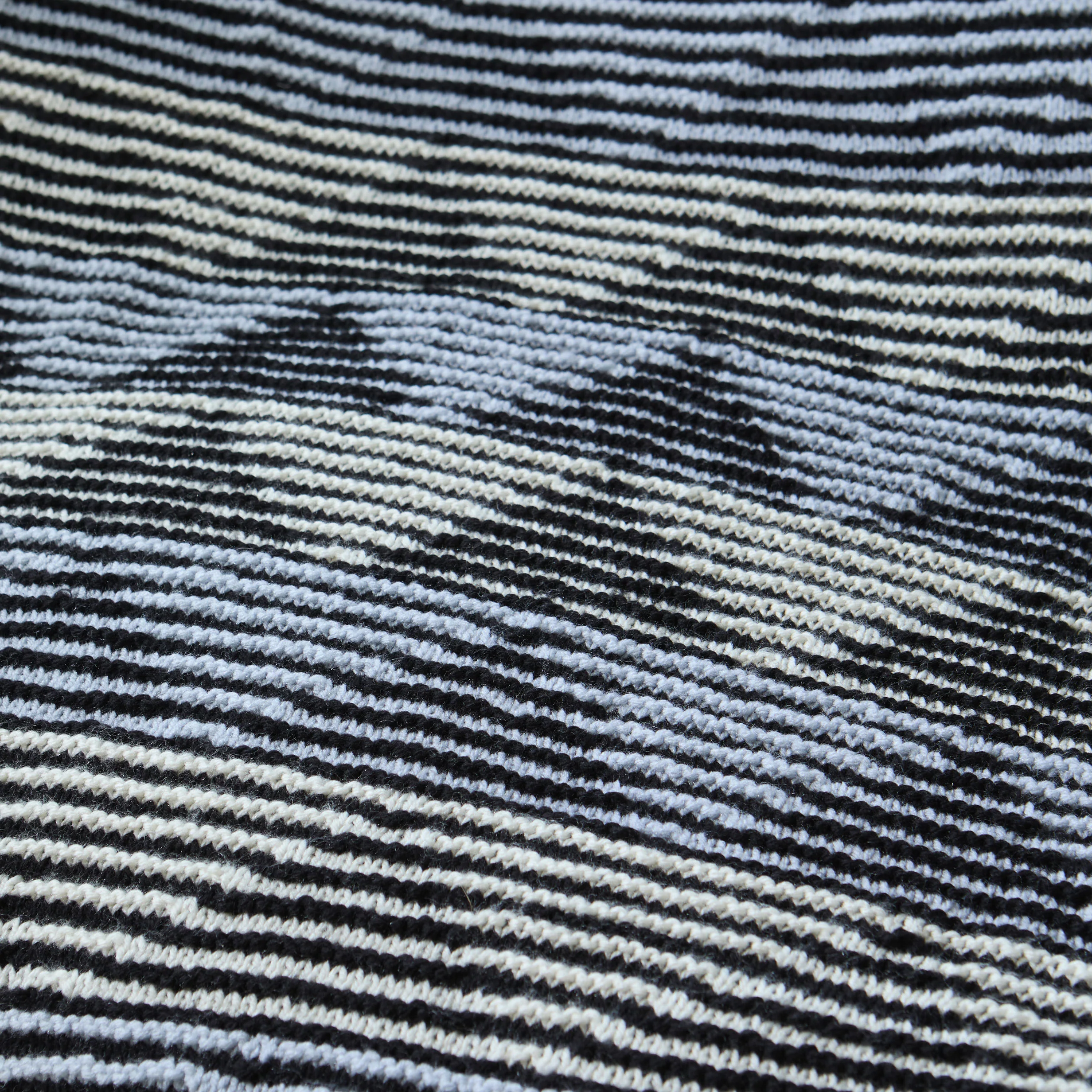 Triple Shadow Afghan - Image 6