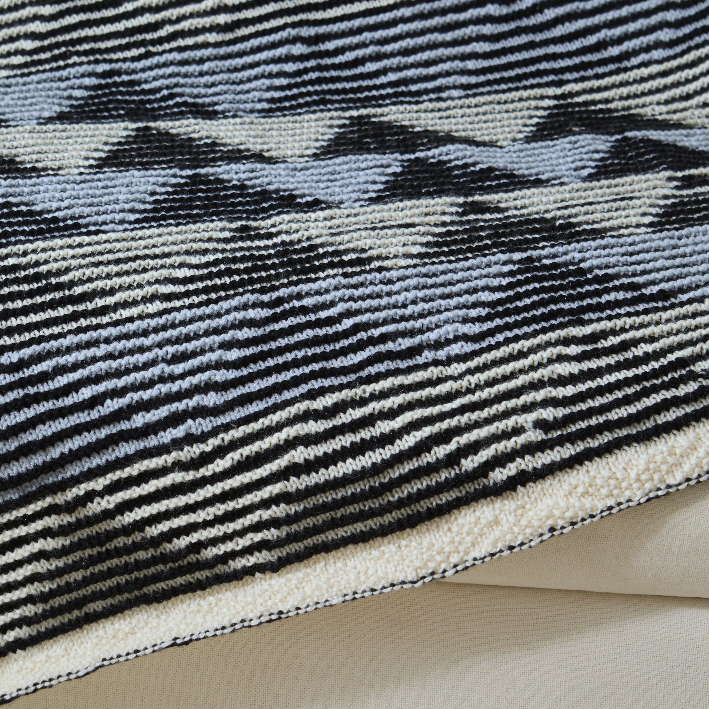 Triple Shadow Afghan - Image 7