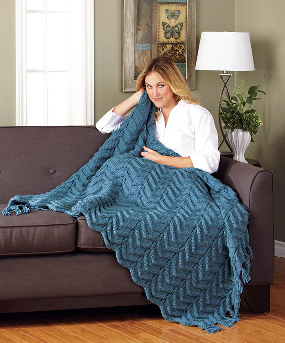 Vertical Zigzag Throw - Image 2