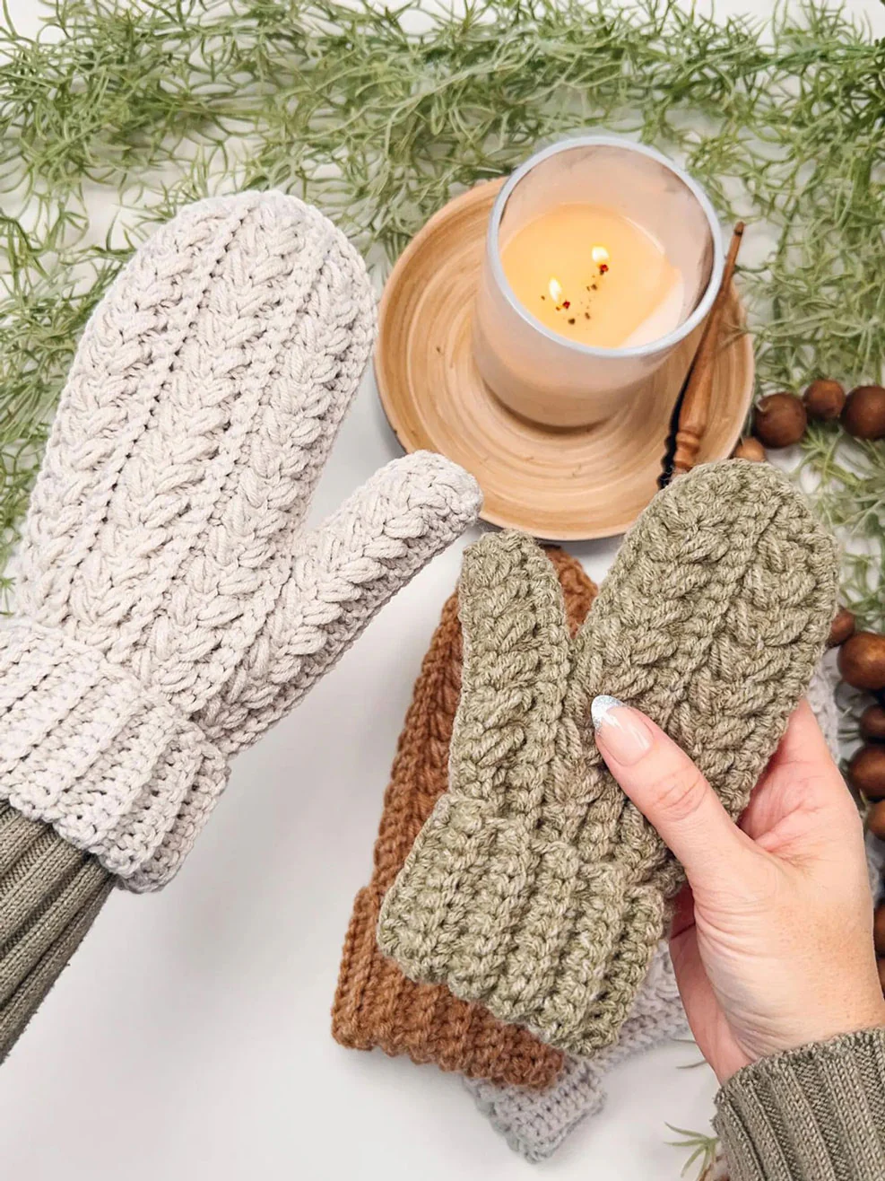 Winter Wheat Flat Crochet Mittens - Image 4