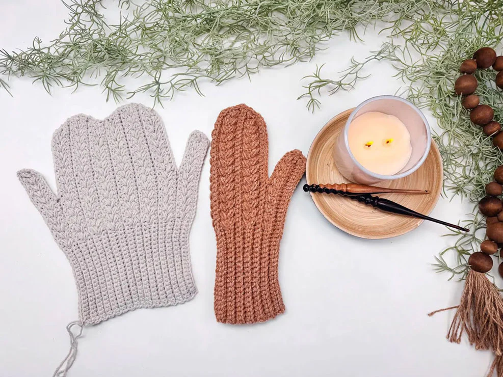 Winter Wheat Flat Crochet Mittens - Image 6