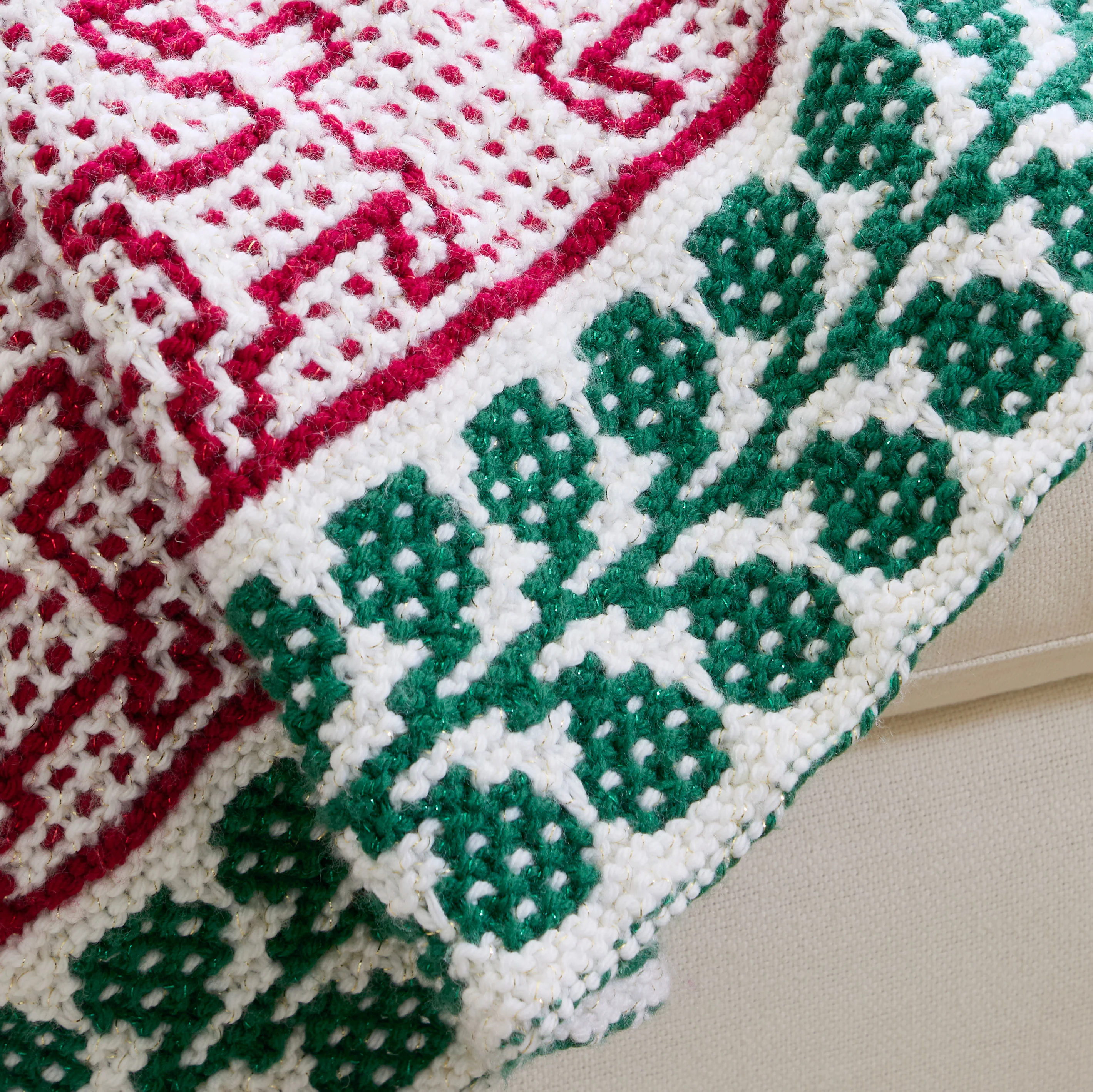 Yuletide Sparkle Knit Lapghan - Image 6